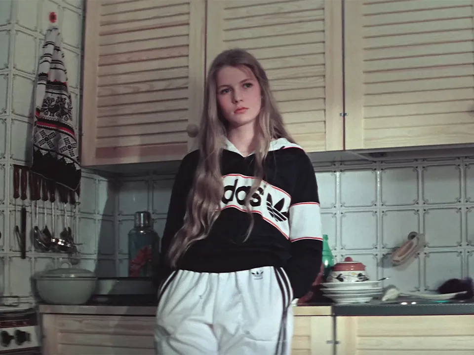 Кадр из фильма «Курьер». Режиссер К. Шахназаров. 1986 год