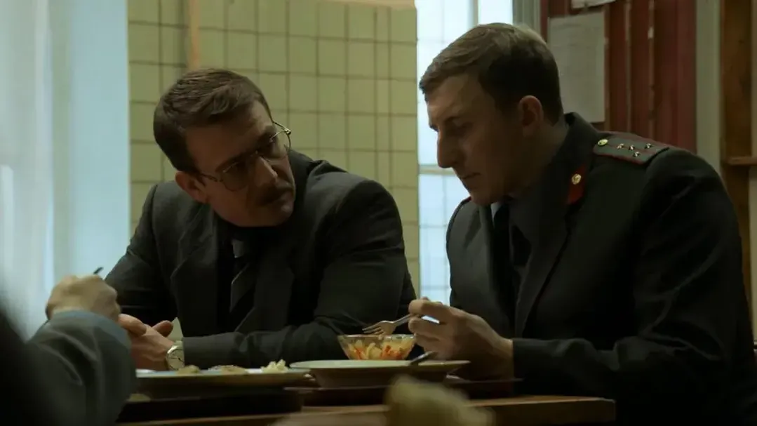 кадр из сериала