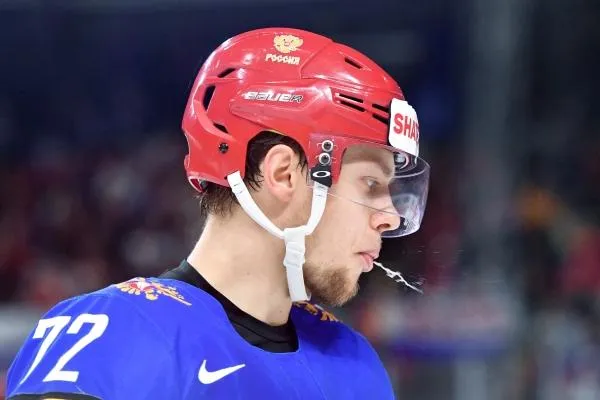Игрок сборной России Артемий Панарин в полуфинальном матче чемпионата мира по хоккею 2017 между сборными командами Канады и России