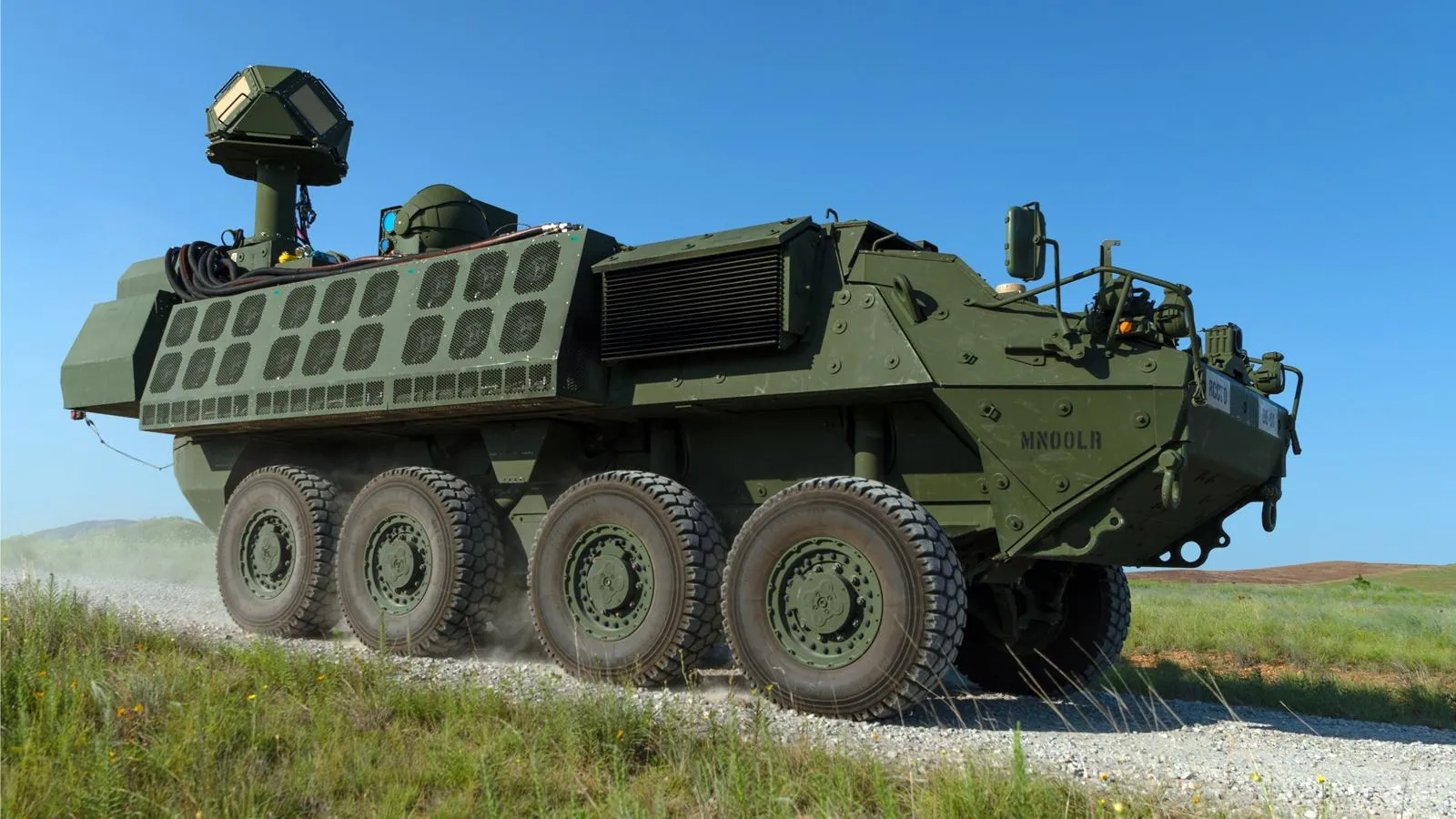 Stryker — бронированная машина, оснащенной лазером. Cover Images