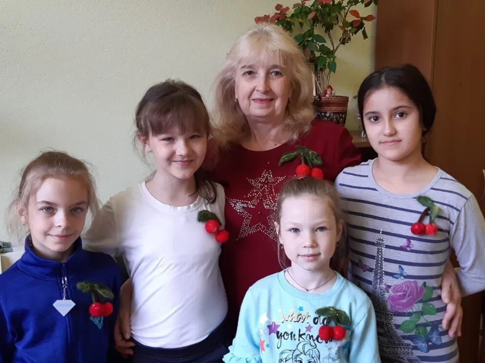 Татьяна Крылова с учениками. Фото из архива Татьяны Крыловой