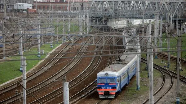 Перевозчика на пригородные ж/д направления выберут в регионе