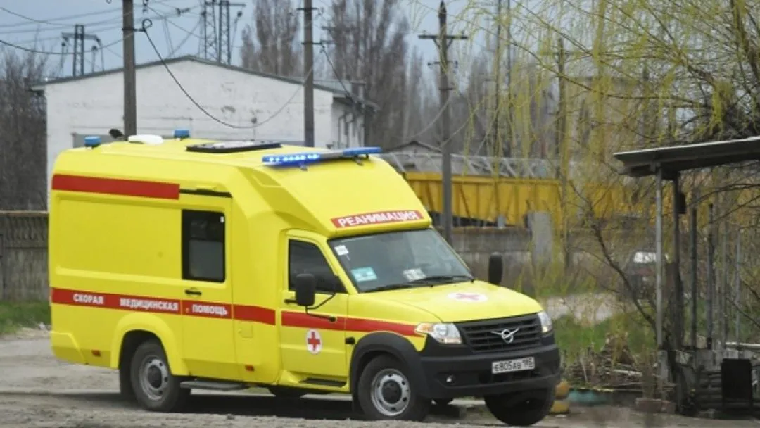При украинском обстреле Стаханова погибла пожилая женщина