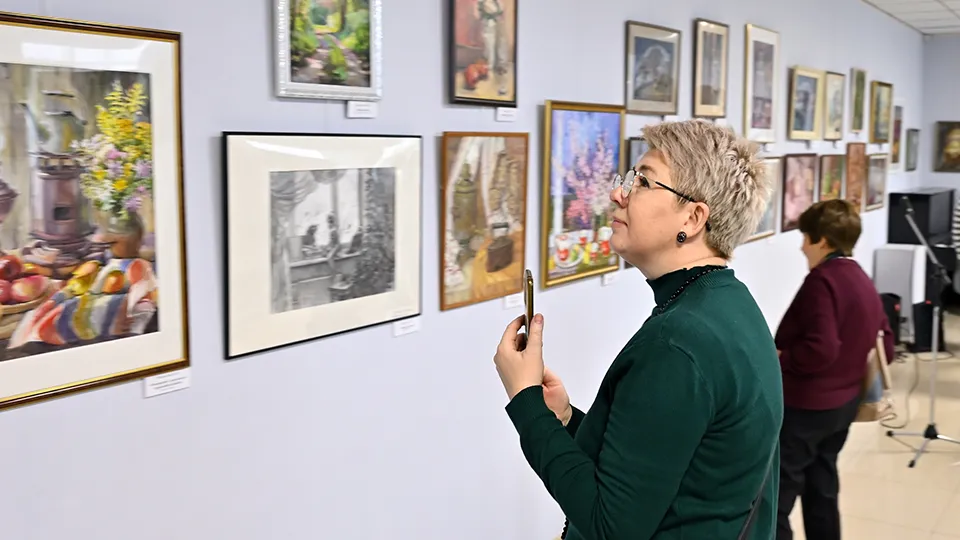 Экспозиция «Тепло родного дома» в Ступинской галерее. Фото: Сергей Демянюк