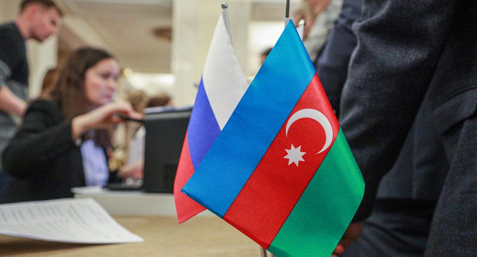 Политсоветник Маркелов: из-за ситуации с Азербайджаном нельзя давить на диаспоры