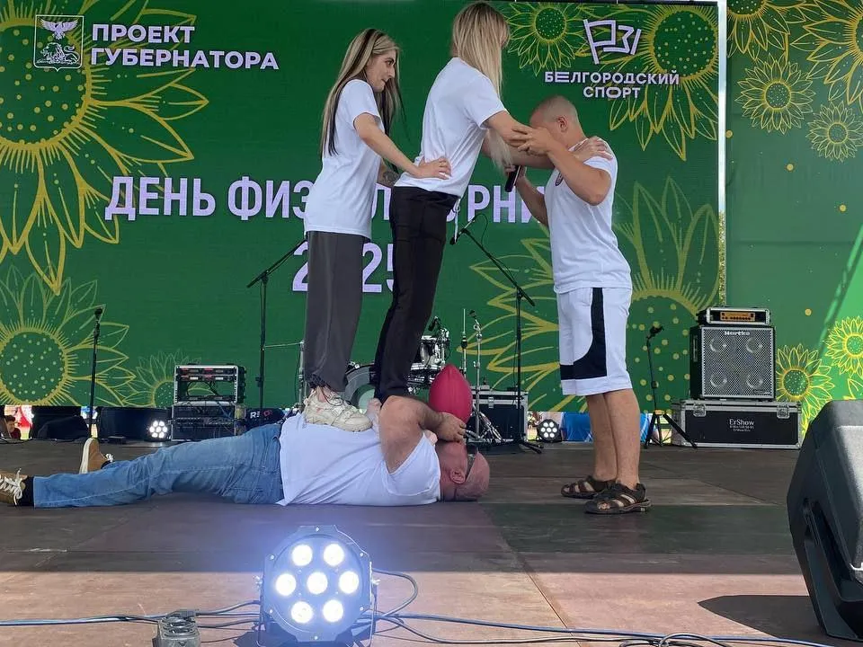 Люберецкий «Халк» удивил зрителей парада физкультурников под Белгородом своей программой