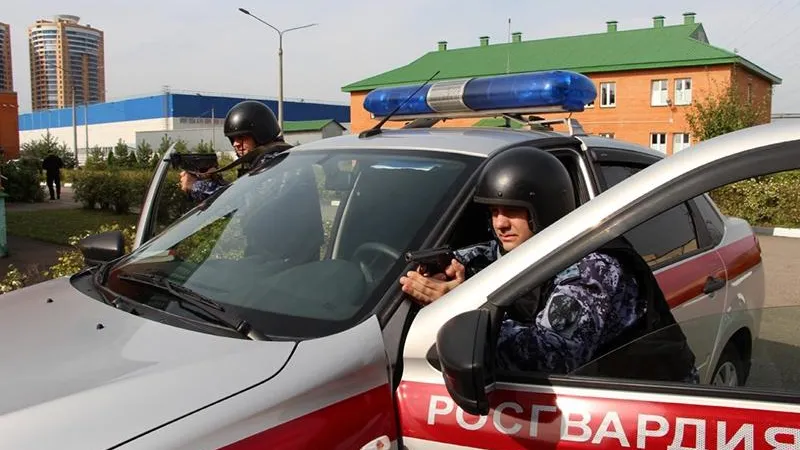 Оставить на зиму и не бояться: как защитить свой загородный дом от злоумышленников