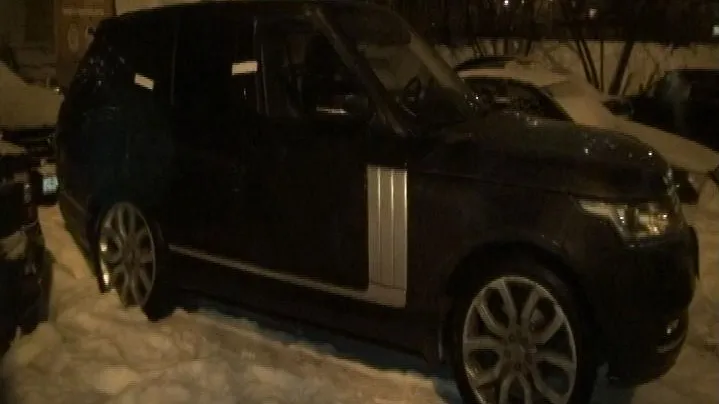 Налетчиков, отобравших у бизнесмена «Рендж Ровер» в Рузском районе, поймали в столице