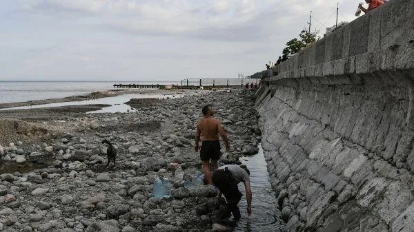 Роспотребнадзор закрыл в Крыму 83 пляжа