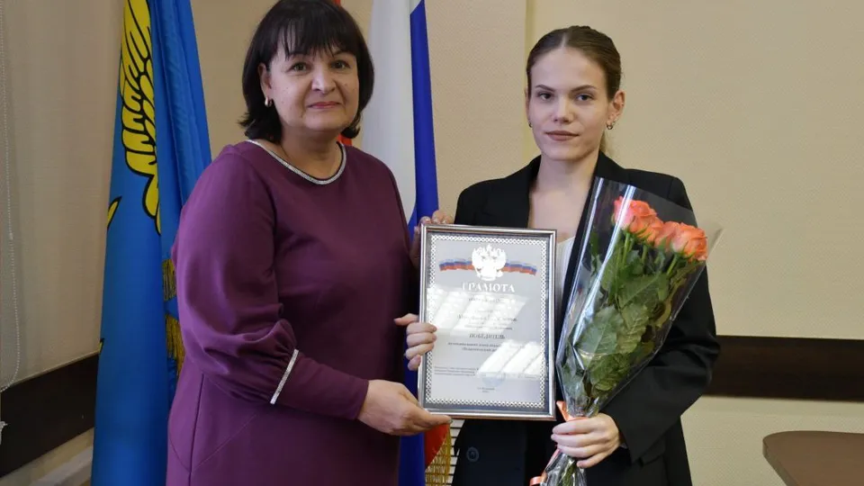 Заместитель главы Жуковского и победитель муниципального этапа. Фото: пресс-служба Администрации г.о. Жуковский