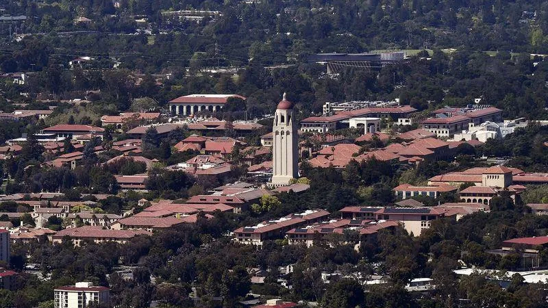 США выделили деньги на продвижение американского образования в Индии