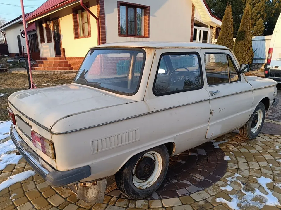 Фото: городская доска объявлений