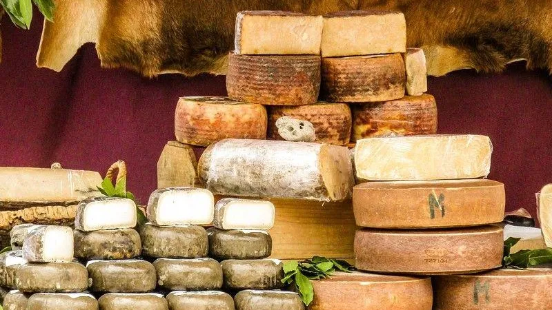 Оренбуржец украл сыр в Кубинке