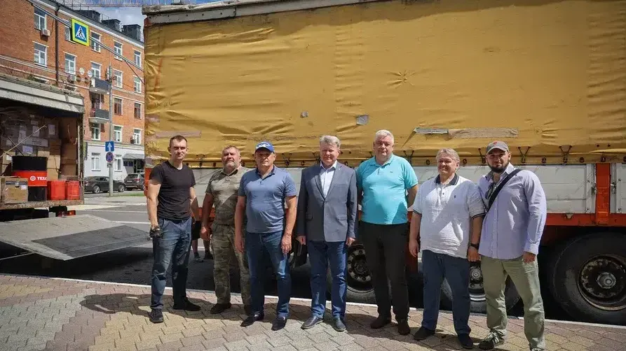 Более 12 тонн гуманитарного груза передали в зону СВО из Балашихи
