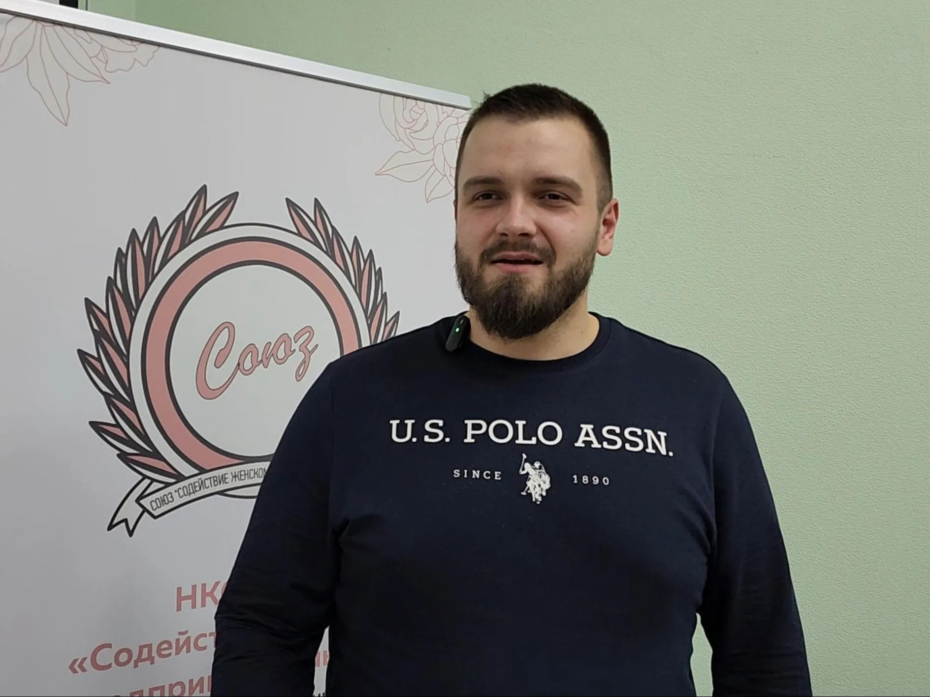 Член жюри Артем Васильев, начальник Управления потребительского рынка, инвестиций и развития предпринимательства раменской администрации.&nbsp;Фото: МедиаБанк Подмосковья/Ирина Моисеева