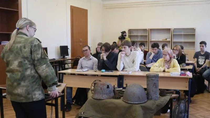Полторы сотни «Уроков мужества» провели в образовательных учреждениях Подмосковья
