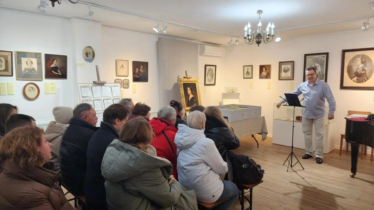 REGIONS/Роман Савельев