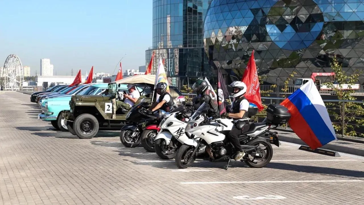 Организаторы патриотического автопробега поблагодарили ГИБДД Подмосковья за обеспечение безопасности