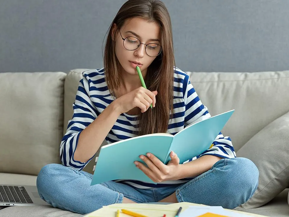 В России предложили создать сервис, который поможет родителям обучать детей на дому