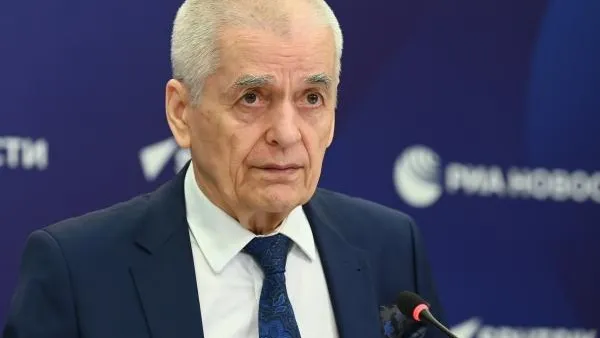 Академик Онищенко сообщил о разработке британцами биологического оружия под видом вакцин от «Болезни Х»