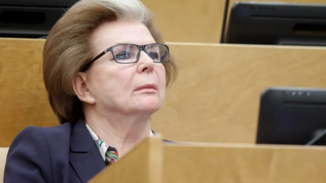 Валентина Терешкова стала первым кавалером ордена Гагарина