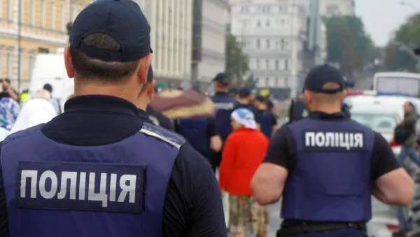 В центре Киева произошел взрыв, есть пострадавшие