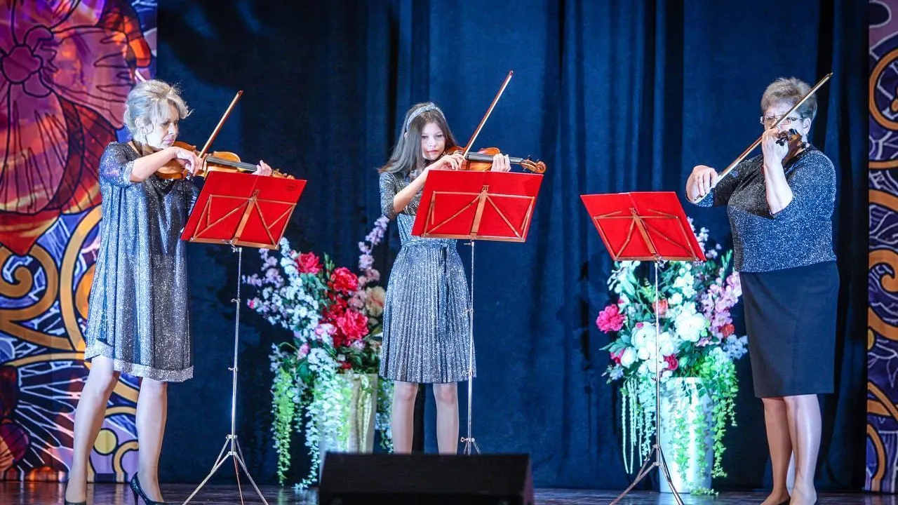 Источник любви и тепла: в Кашире поздравят мам и бабушек праздничным концертом
