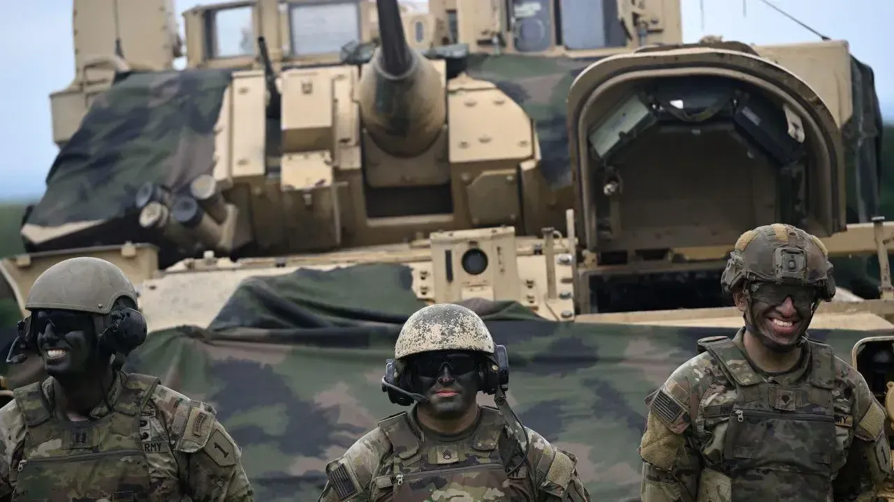 Адмирал НАТО посетовал на ослабленные Украиной производственные мощности военного блока