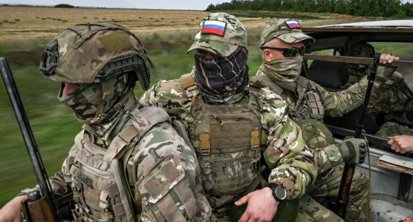 Ефрейтор оказывал медицинскую помощь и руководил эвакуацией под обстрелами ВСУ