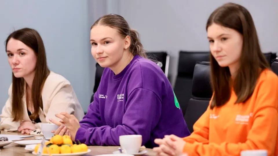 Ксения Марушкина (в центре). Фото: vk.com/ГСГУ