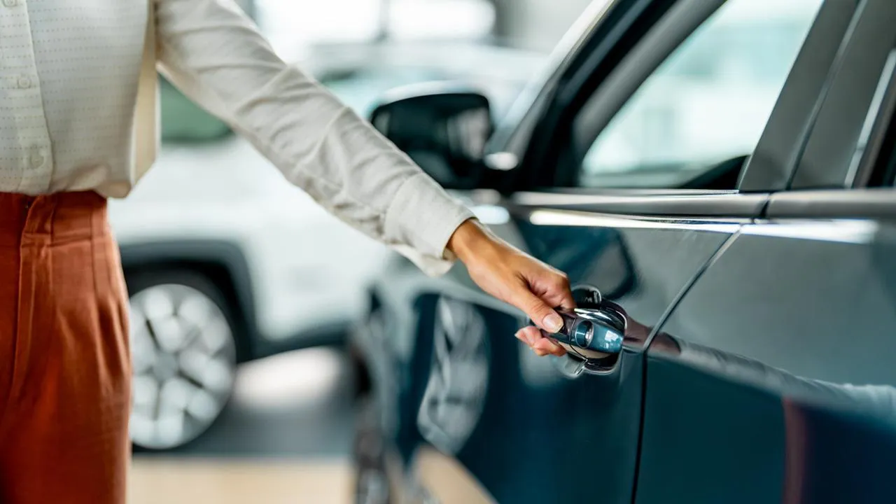 Цены пошли вниз: почему популярность «китайцев» с пробегом в Подмосковье выросла на 39,5%