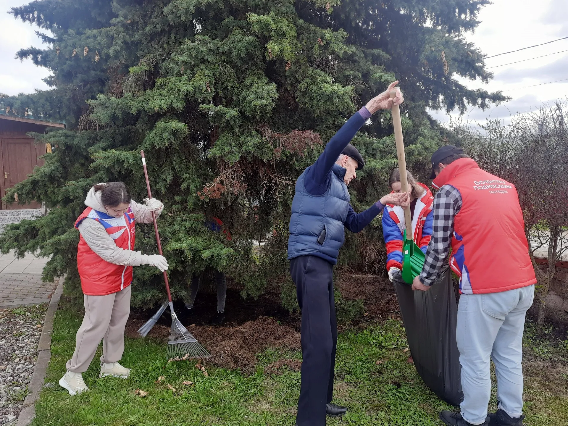 Фото: волонтерский штаб Серебряных Прудов