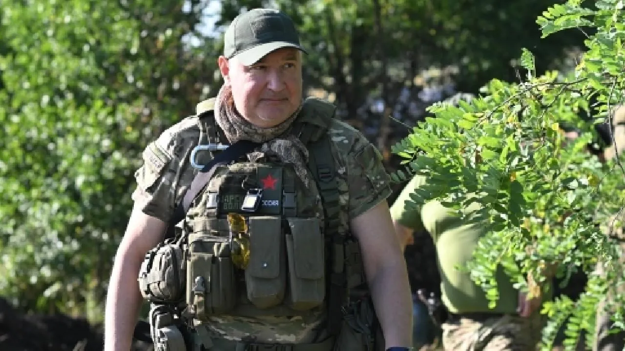 Рогозин сообщил о планах вернуться в зону СВО