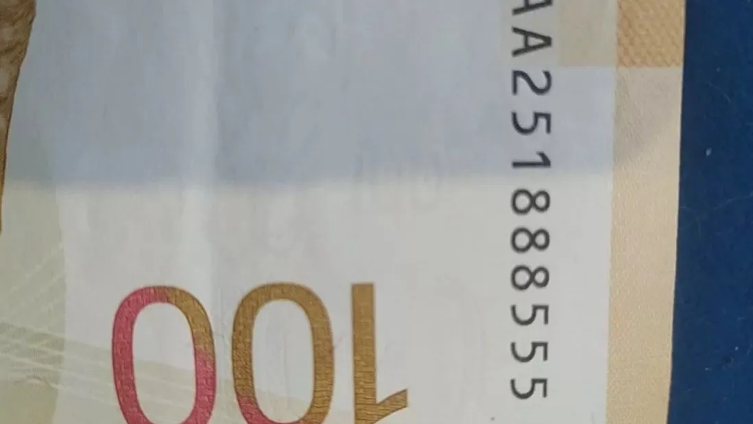 Фото: городская доска объявлений