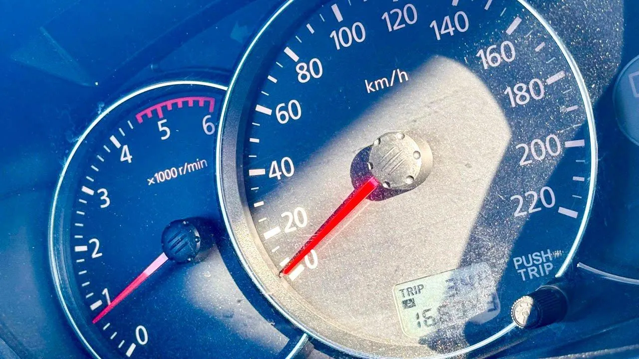 Московские автосалоны предложили подарить Ferrari рэперу Navai после ДТП