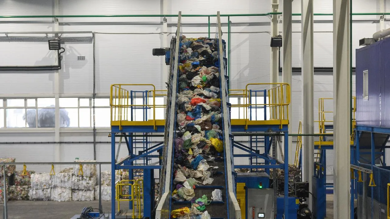 Руководитель РЭО сообщила о создании мощностей по переработке отходов и подготовке необходимого кадрового резерва