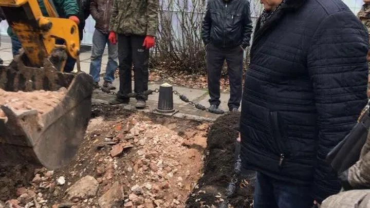 В Харькове раскопали могилу Руднева, но ничего не нашли