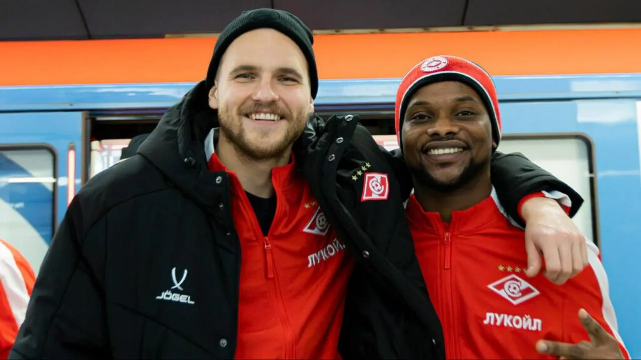 Александр Максименко и Ливай Гарсия в московском метро