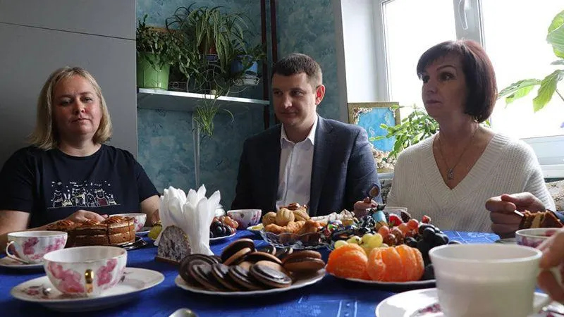 Глава округа Павловский Посад навестил семью многодетного отца, который отправился на СВО добровольцем