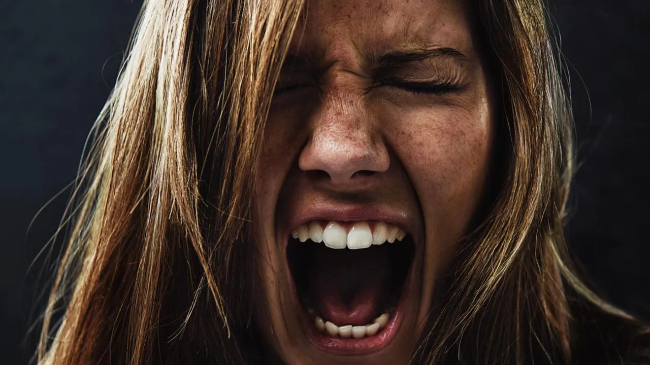 Суровые будни ногинских автобусов: пенсионер стал боксерской грушей для беременной женщины