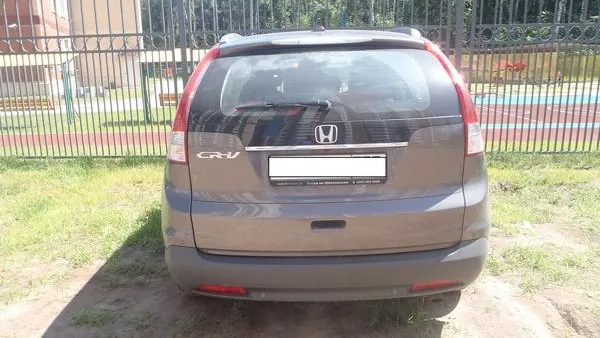 Около 400 автовладельцев Балашихи оштрафовали за парковку на газонах