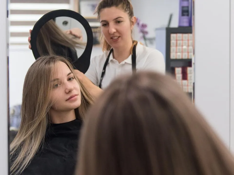 Самые богатые женщины в России: раскрыто, сколько москвички тратят на себя к 8 Марта