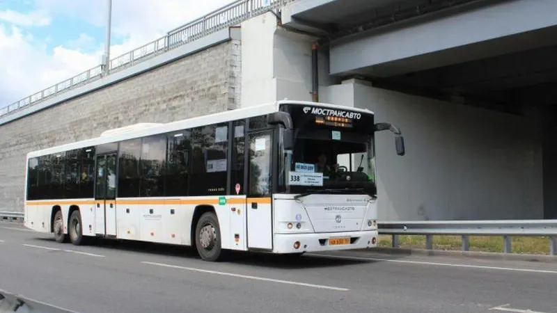 Пассажиропоток в автобусах Подмосковья снизился почти на 40%