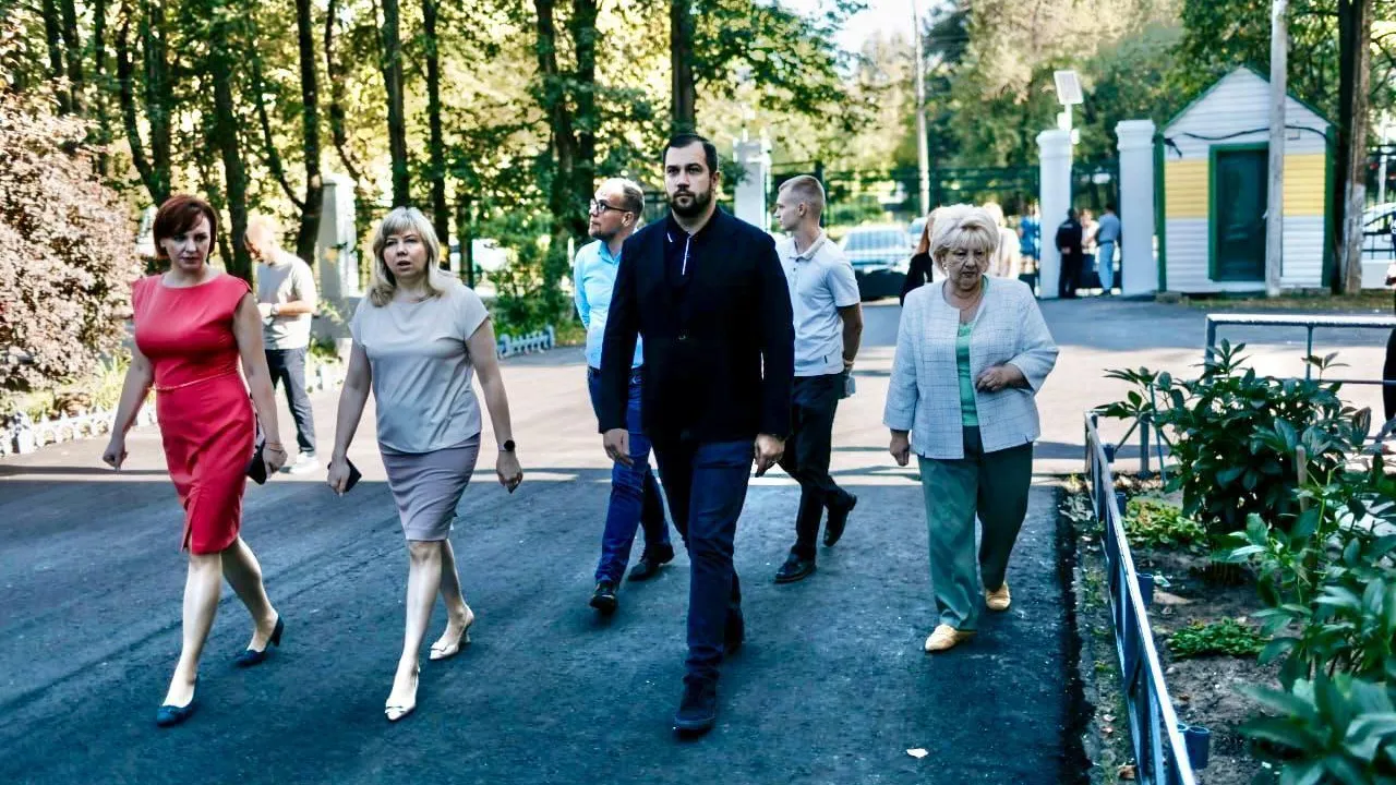 Глава Чехова проверил готовность Лицея № 4 к началу учебного года