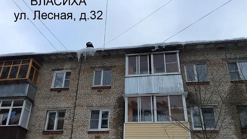 Более ста дел завели в области за неделю из-за сосулек
