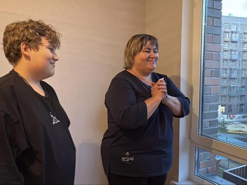 Валентина Мамонтова, первые минуты в новой квартире.&nbsp; Фото: REGIONS/Мария Шматкова