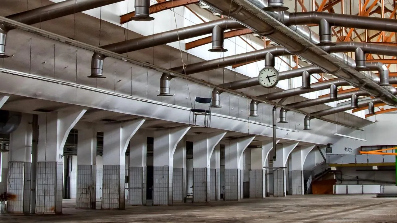 Мэрия Москвы хочет изъять землю у завода «Огонек» для строительства метро