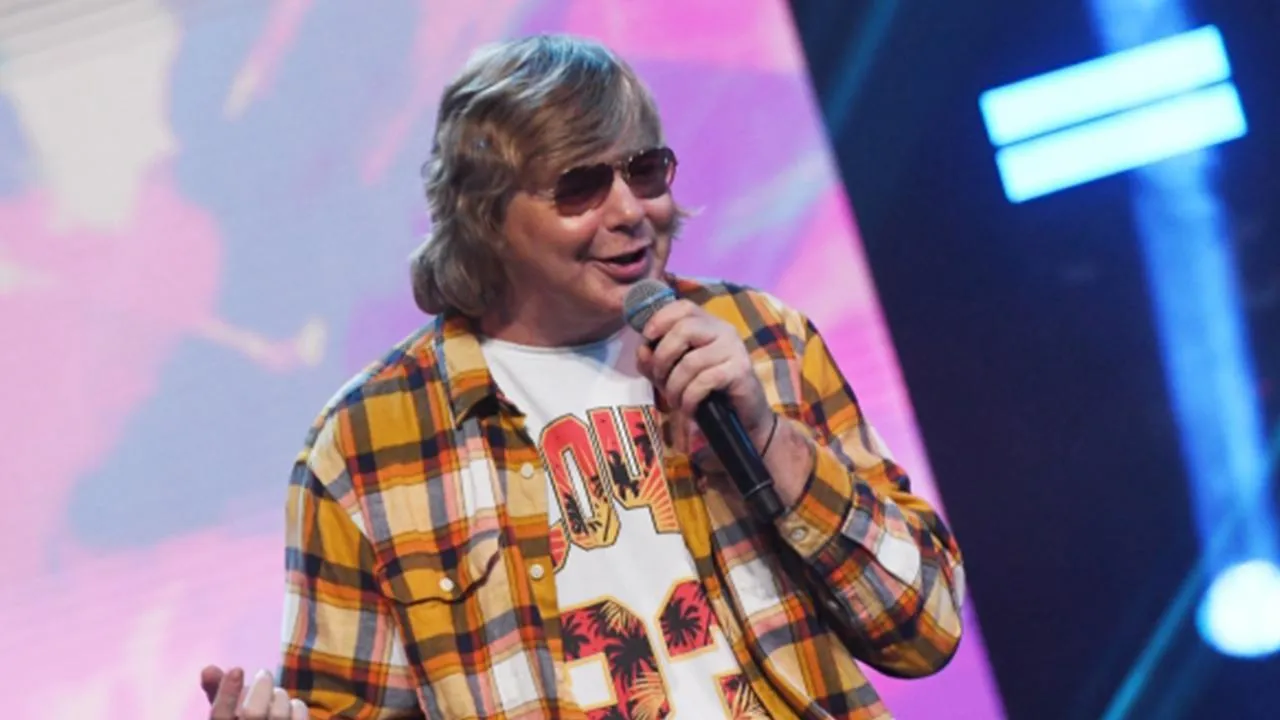 Рыжий из «Иванушек» разбил палатку с фастфудом недалеко от кладбища