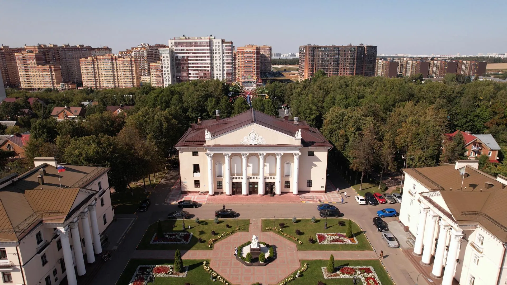 Площадь в Видном. Фото: Дарья Московцева