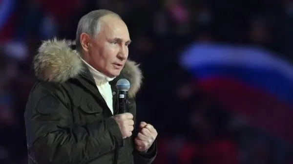 Путин: любовь к Родине делает нас сильнее